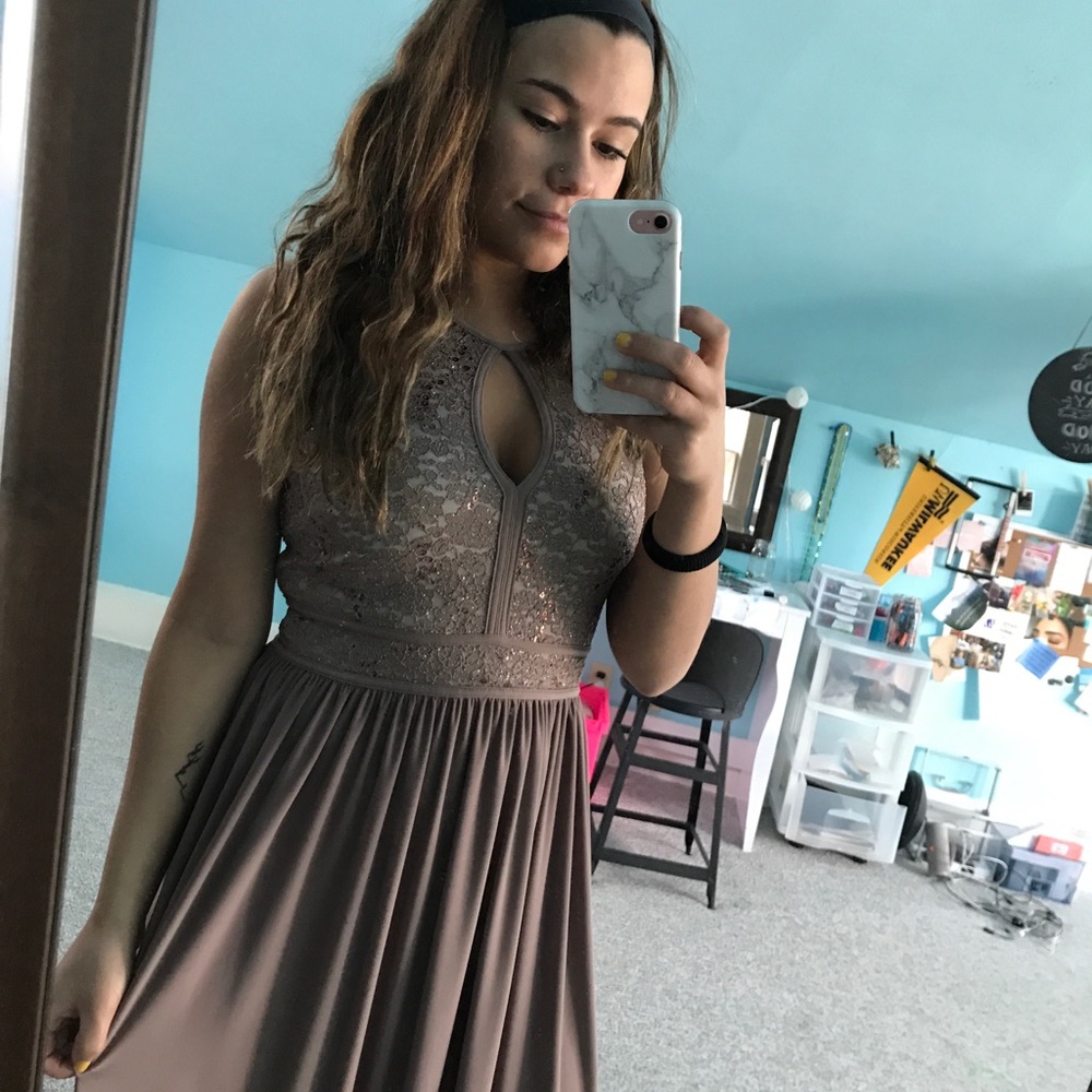 Prom Dress - Picture 6 of 6